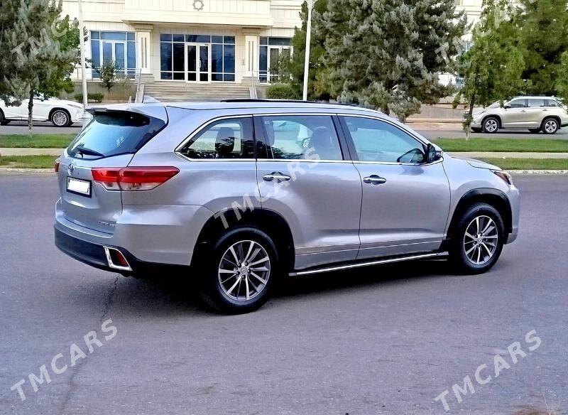 Toyota Highlander 2018 - 439 000 TMT - Ашхабад - img 8