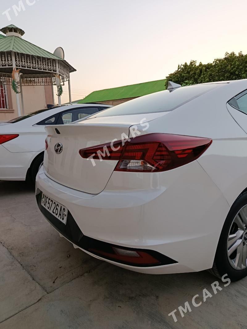 Hyundai Elantra 2019 - 215 000 TMT - Чоганлы - img 2