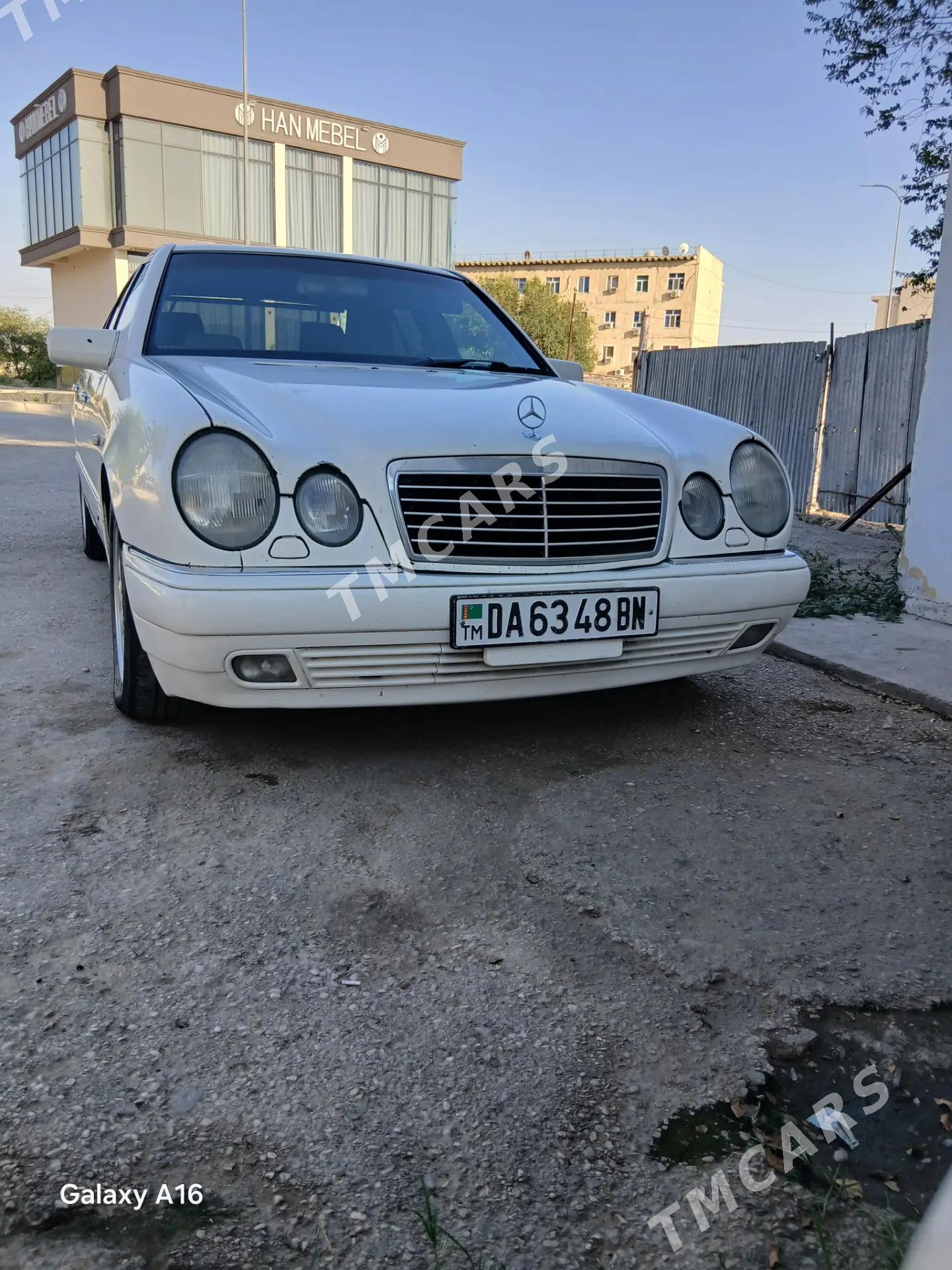 Mercedes-Benz C320 1997 - 75 000 TMT - Балканабат - img 7