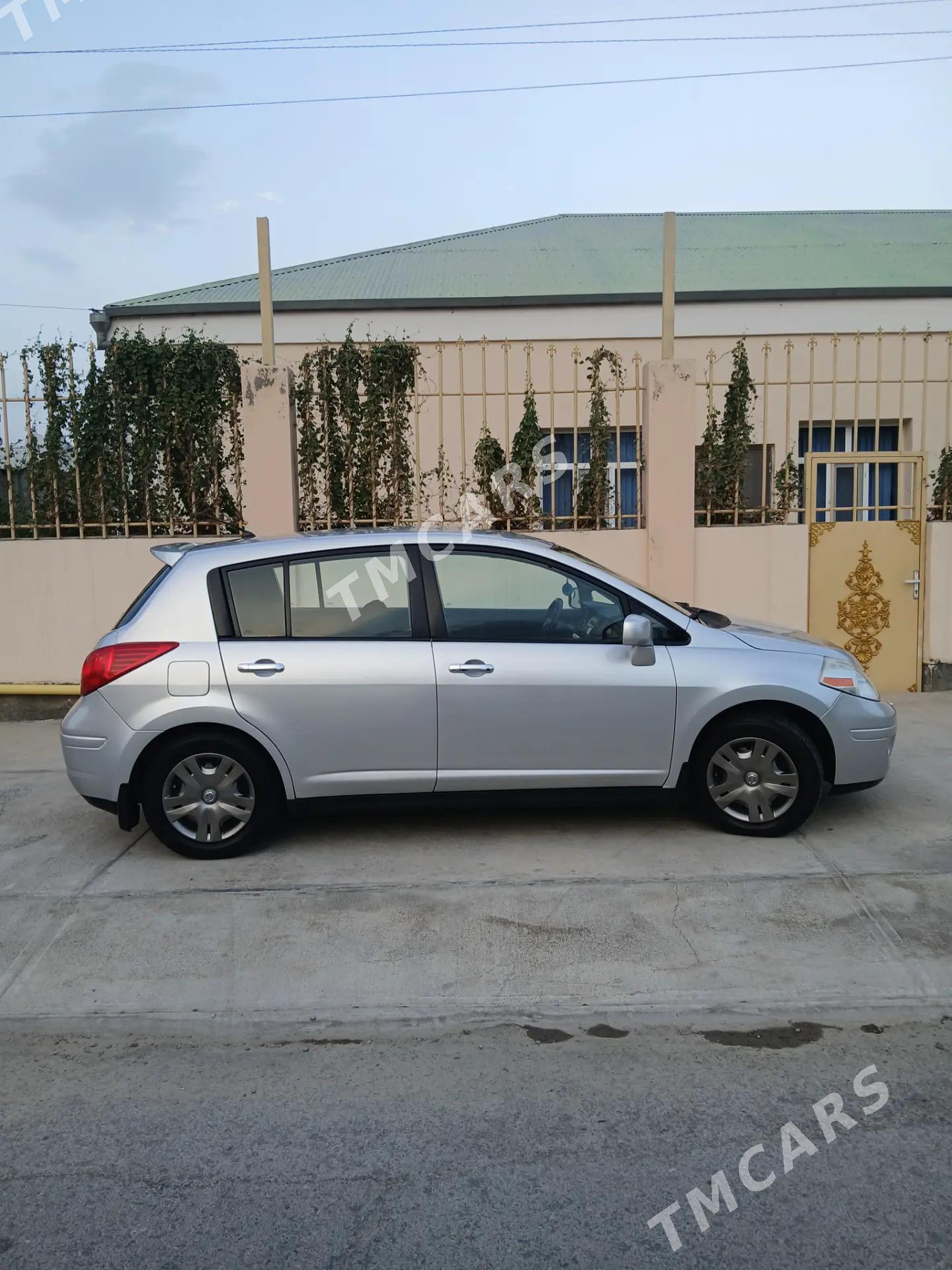 Nissan Versa 2010 - 132 000 TMT - Aşgabat - img 5