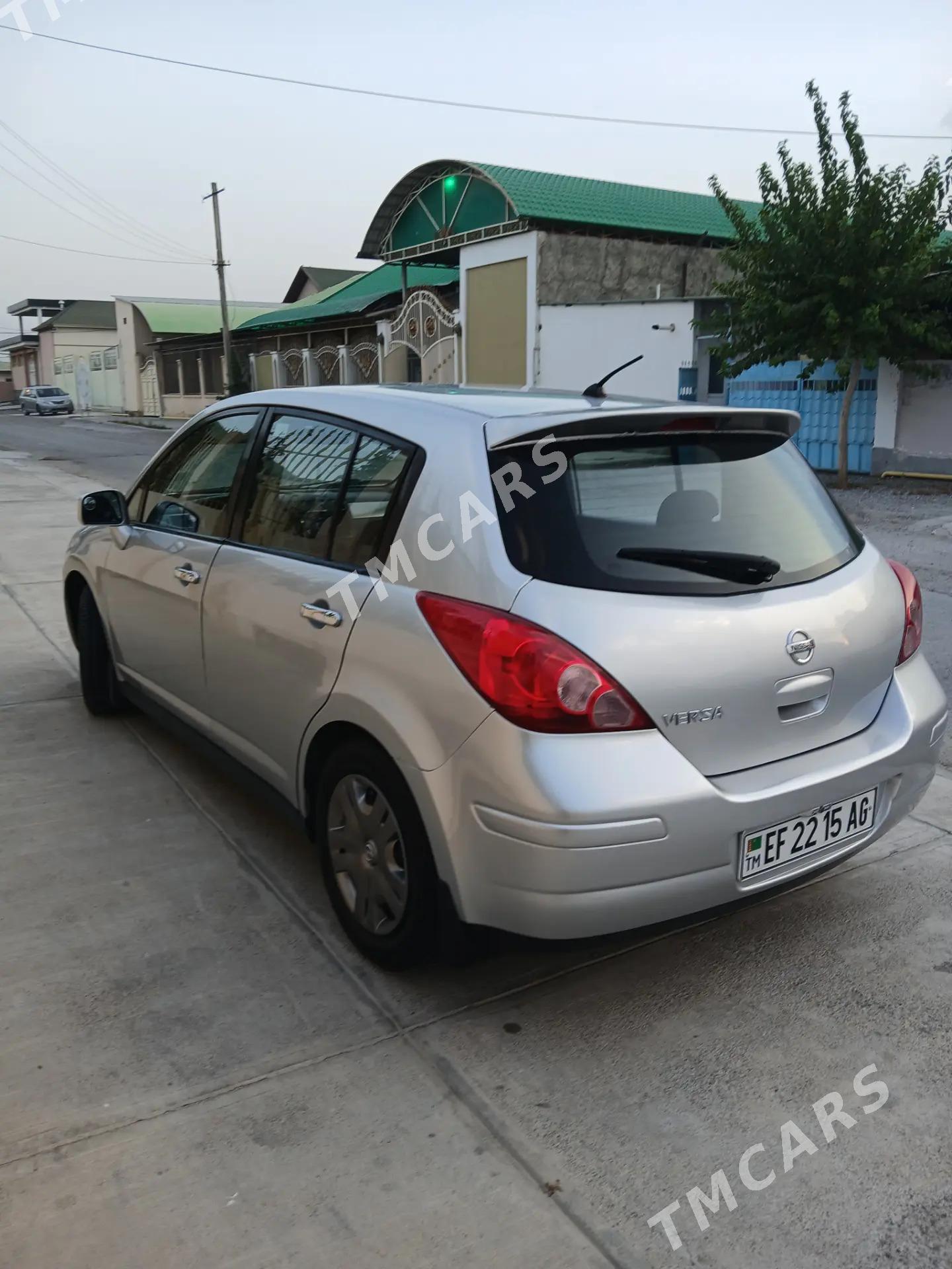 Nissan Versa 2010 - 132 000 TMT - Aşgabat - img 2