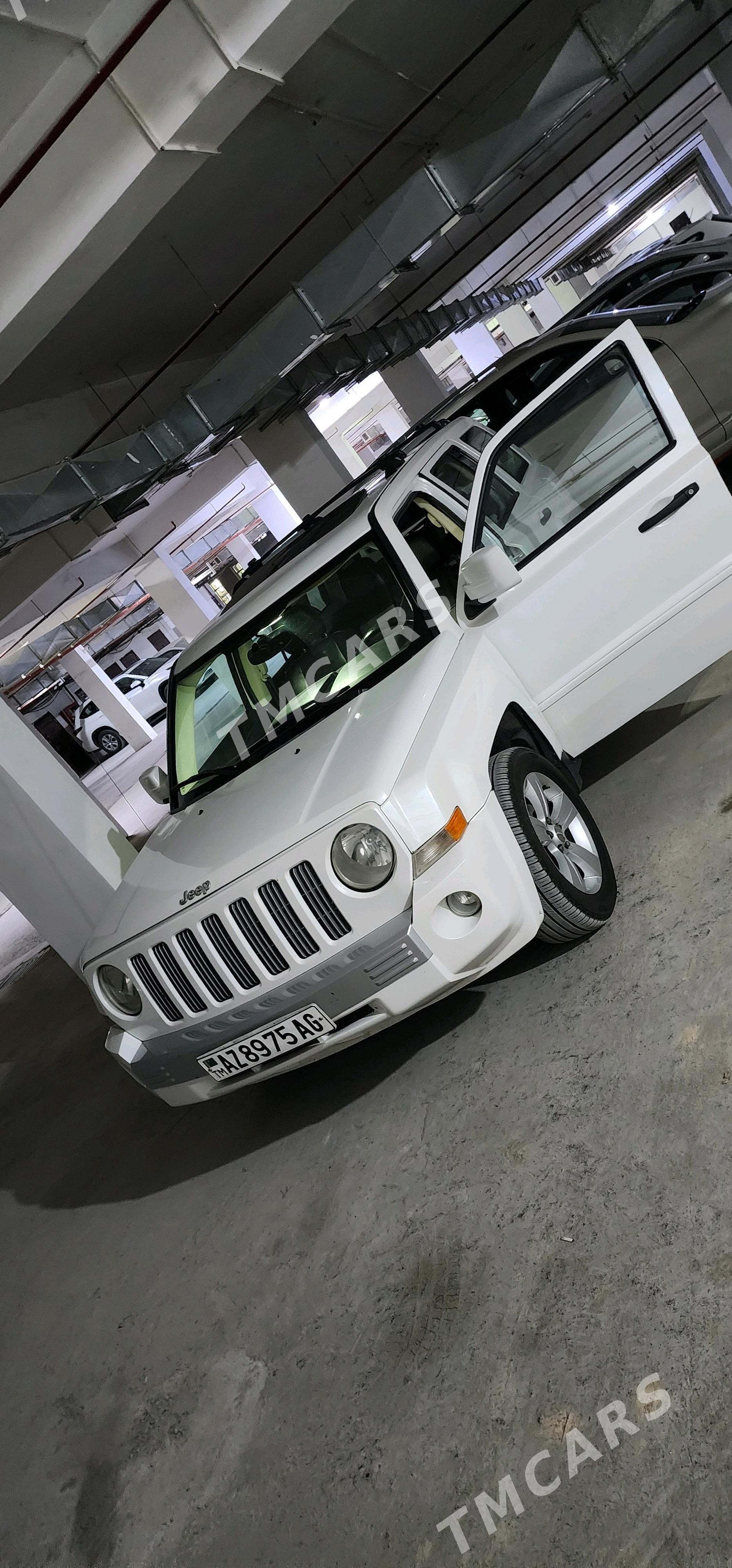 Jeep Patriot 2017 - 210 000 TMT - Podwoýski köç. (Bitarap Türkmenistan şaýoly) - img 3