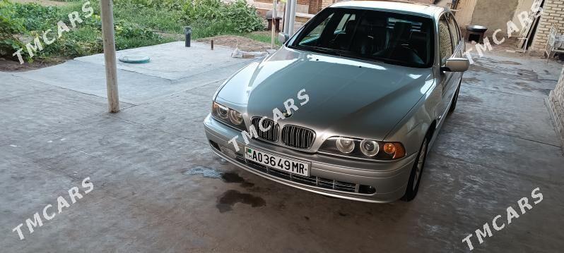 BMW E39 2003 - 130 000 TMT - Сакарчага - img 3