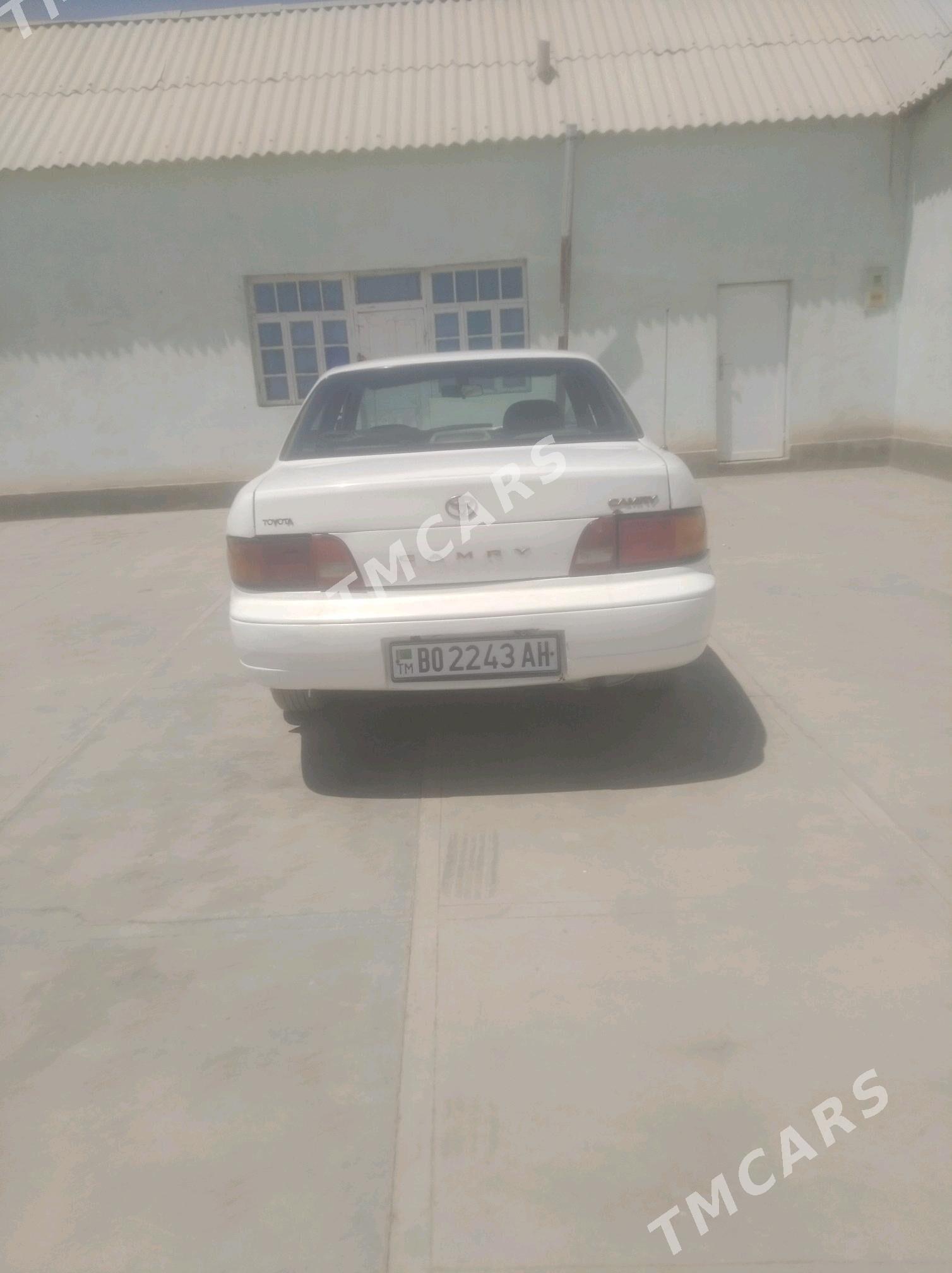 Toyota Camry 1995 - 63 000 TMT - Серахс - img 3