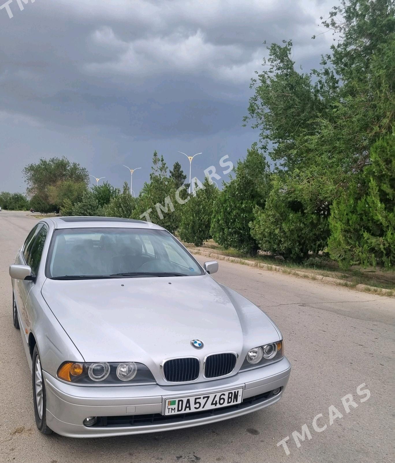BMW E39 2003 - 130 000 TMT - Балканабат - img 8