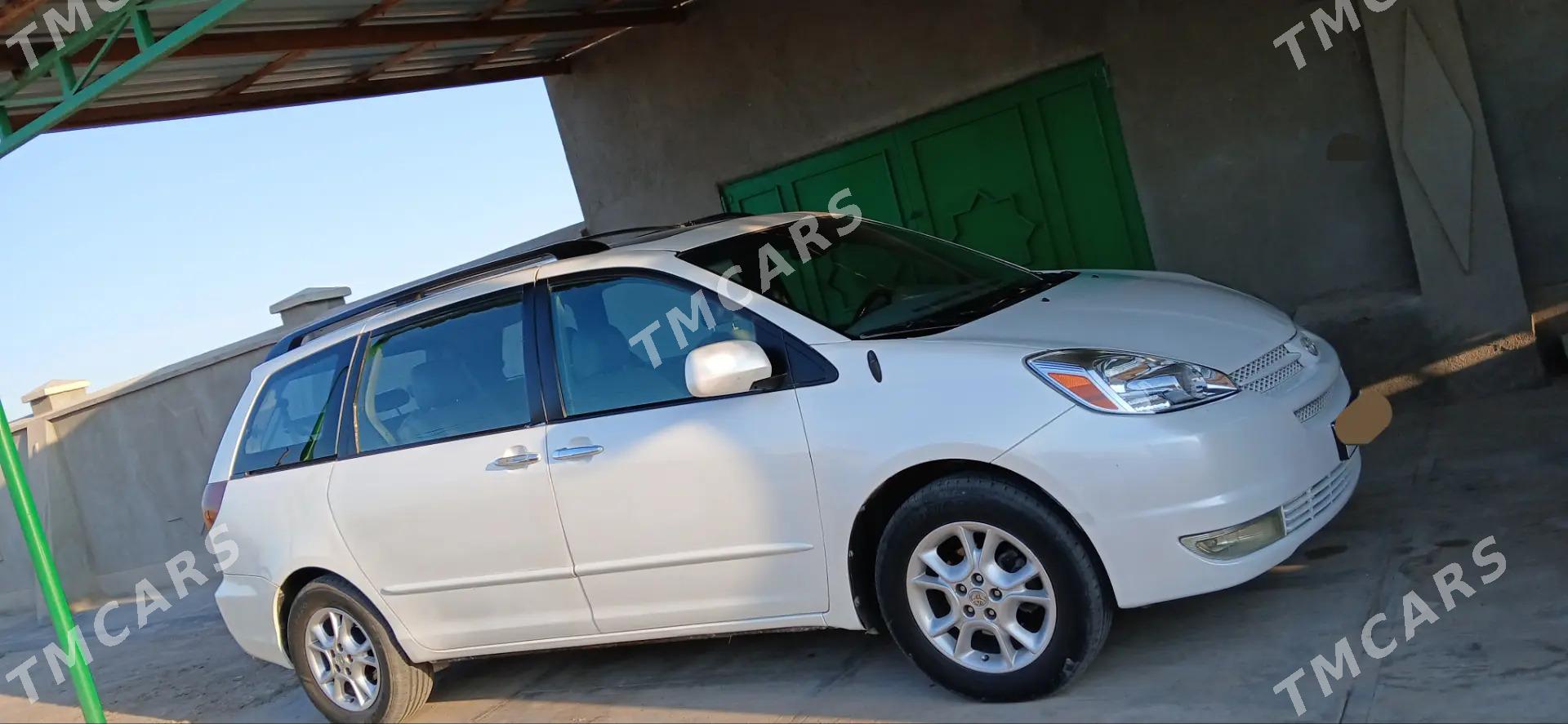 Toyota Sienna 2004 - 215 000 TMT - Daşoguz - img 5
