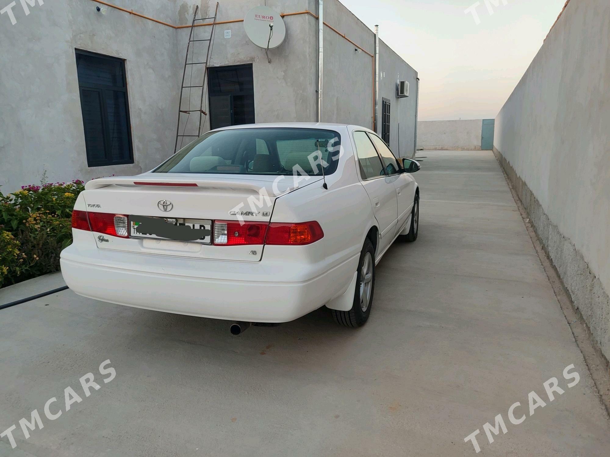 Toyota Camry 2000 - 140 000 TMT - Туркменабат - img 2