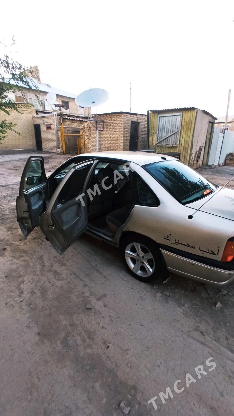 Opel Vectra 1991 - 30 000 TMT - Farap - img 8
