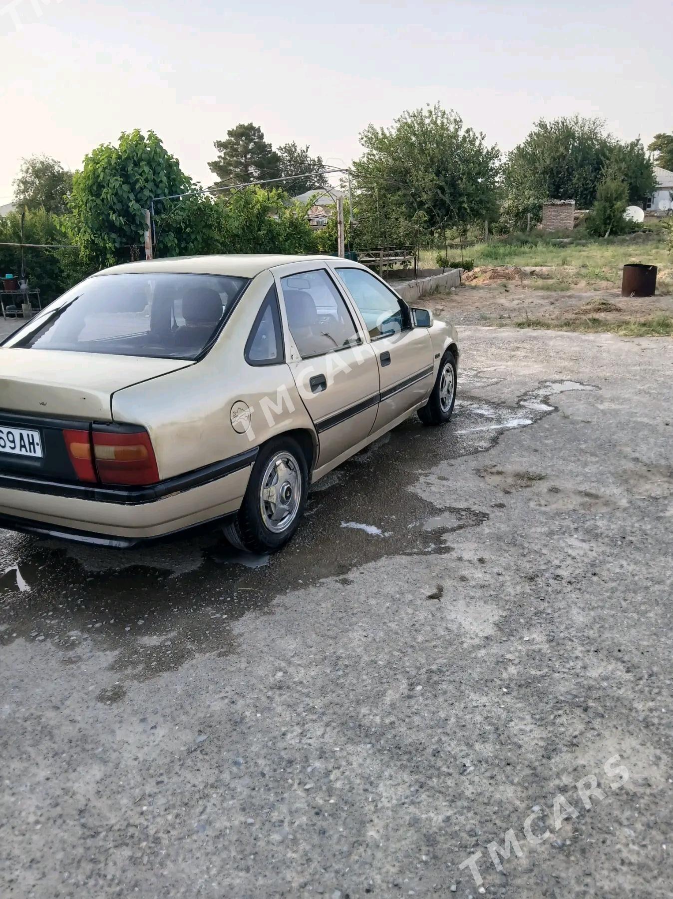 Opel Vectra 1992 - 25 000 TMT - Гёкдепе - img 3