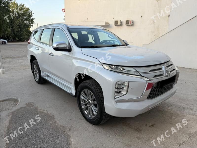 Mitsubishi Pajero 2020 - 420 000 TMT - 30 мкр - img 3