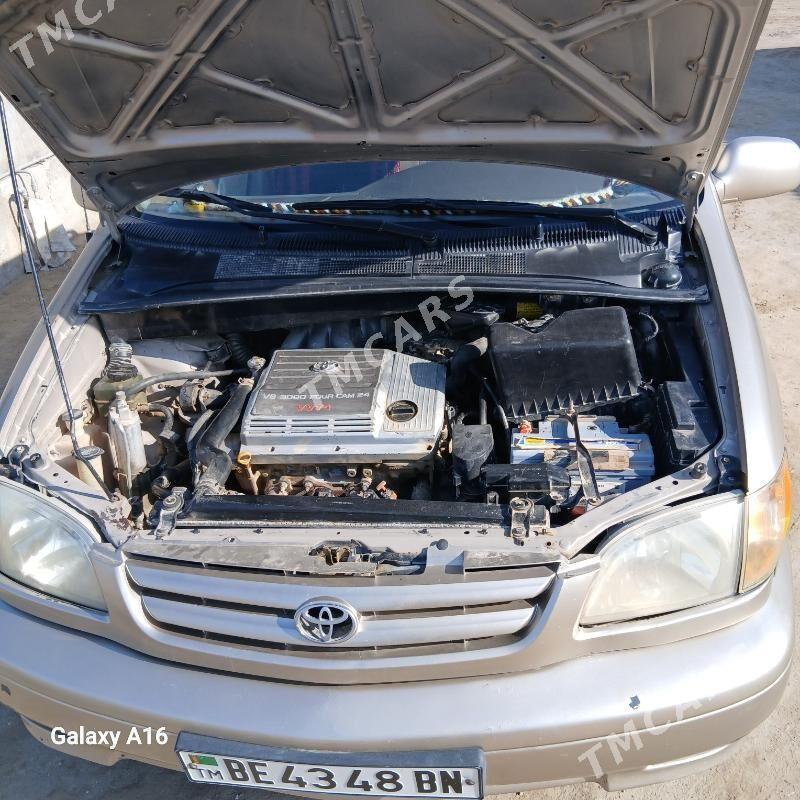Toyota Sienna 2001 - 140 000 TMT - Эсенгулы - img 5