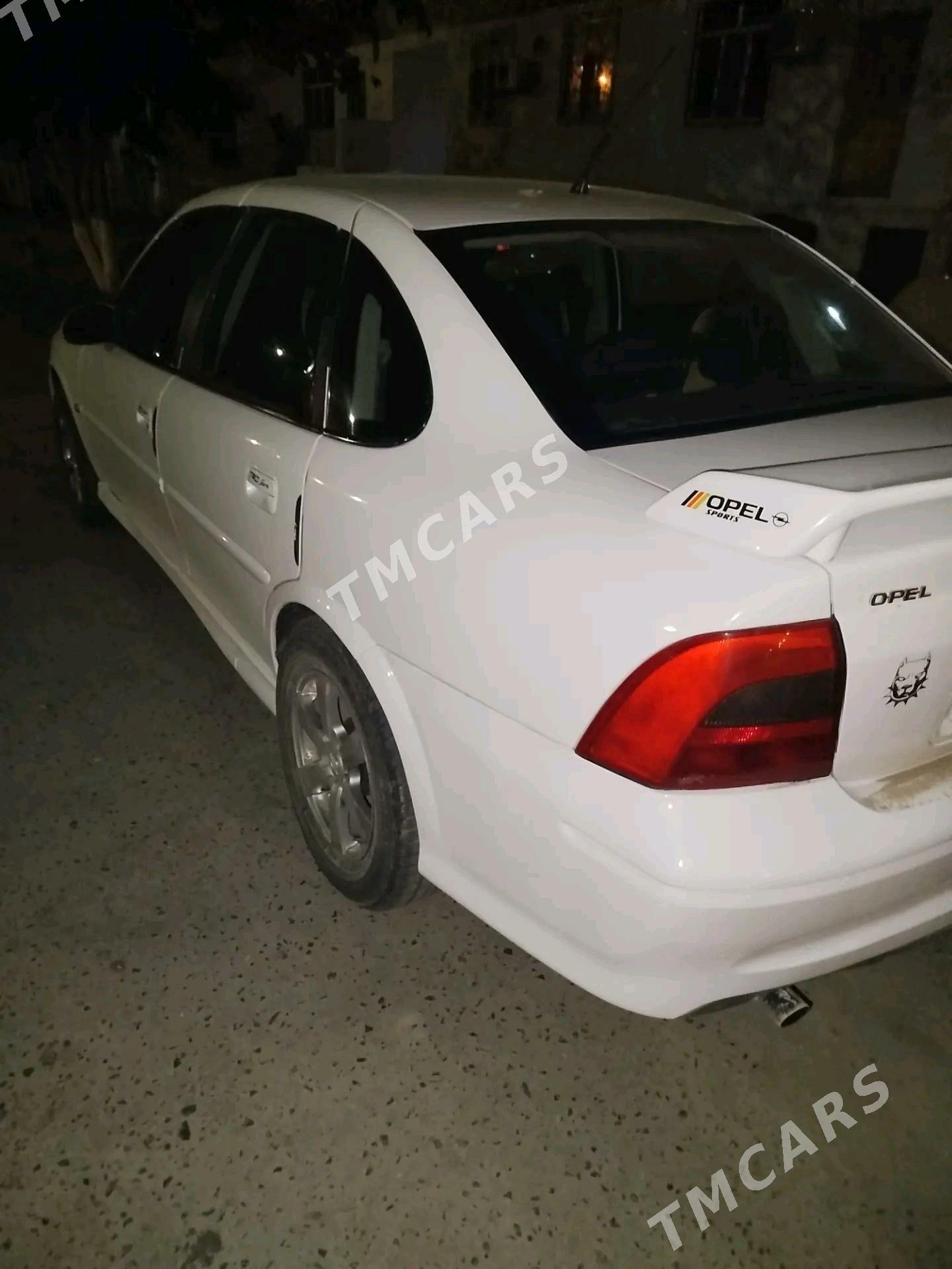 Opel Vectra 2001 - 68 000 TMT - Дашогуз - img 7