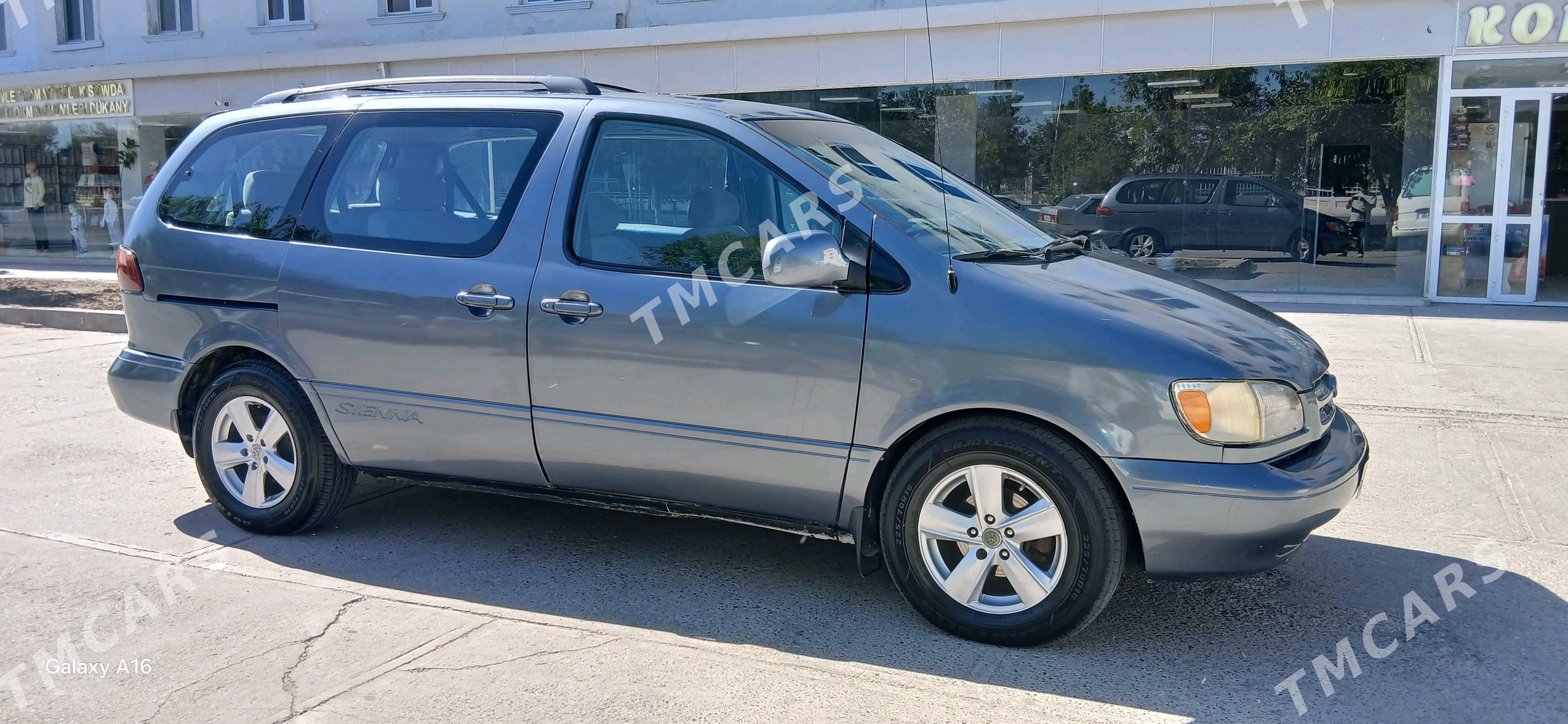 Toyota Sienna 2000 - 125 000 TMT - Туркменабат - img 3