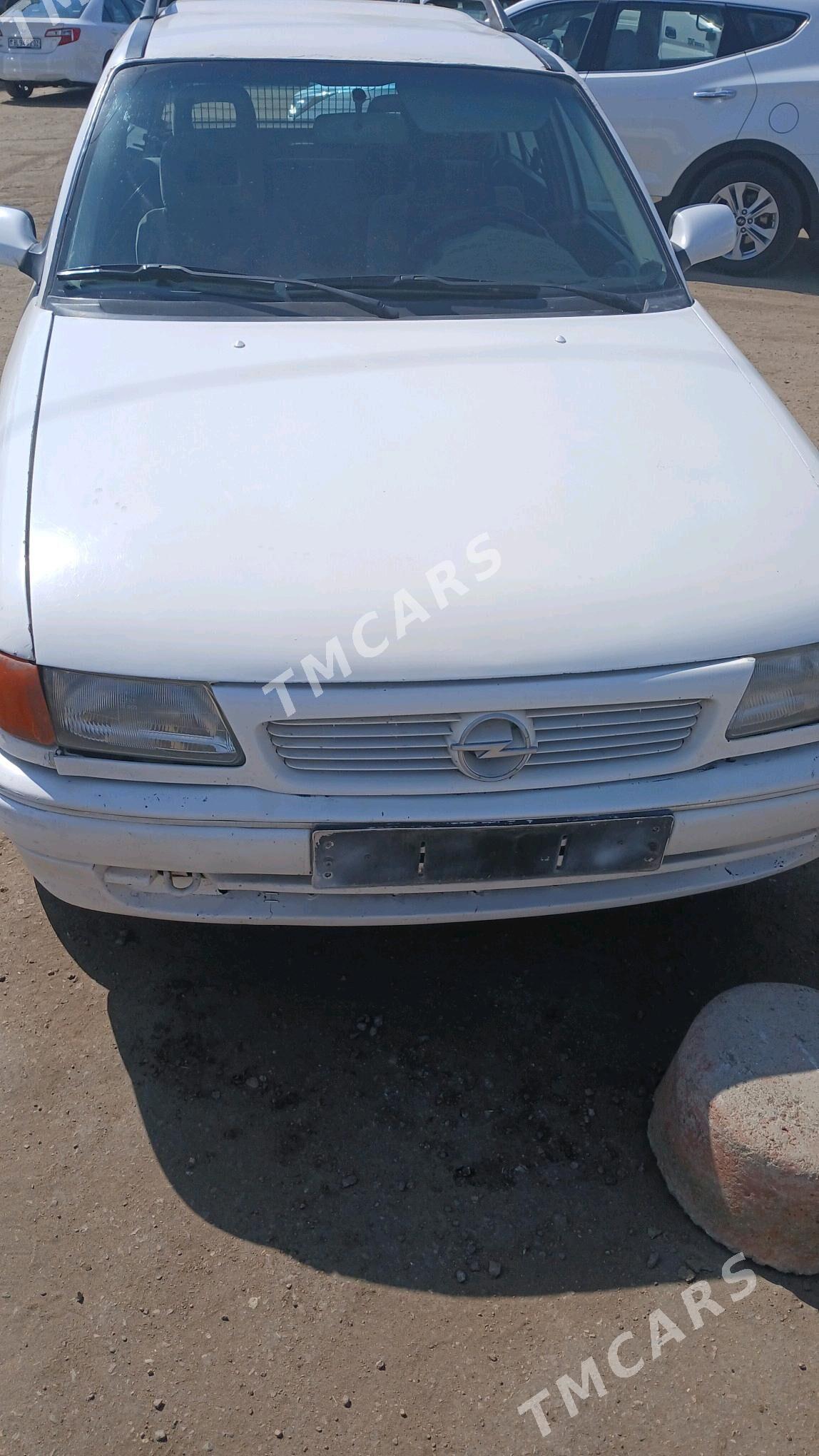 Opel Astra 1994 - 32 000 TMT - Губадаг - img 3