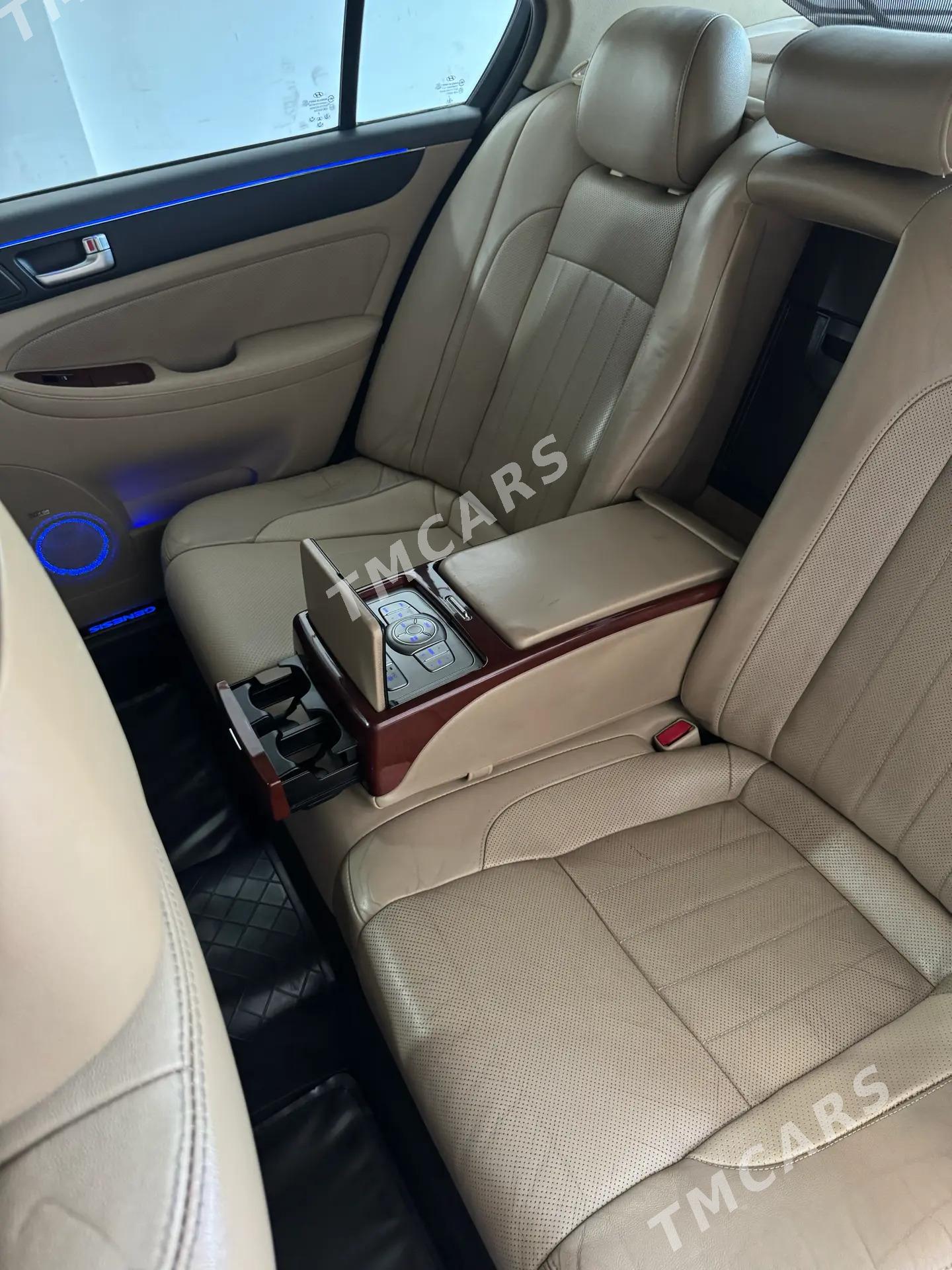 Hyundai Genesis 2012 - 210 000 TMT - Ашхабад - img 8