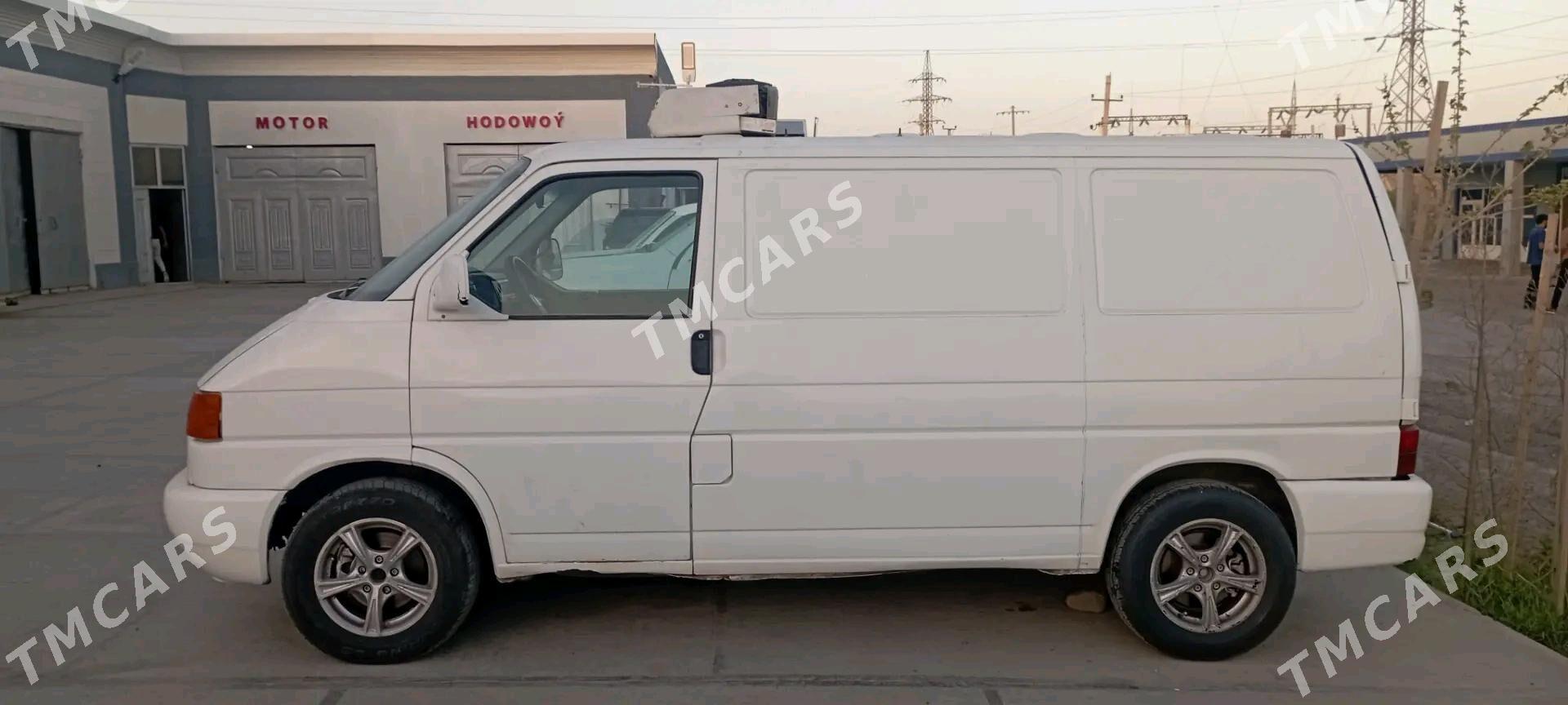 Toyota Hiace 2002 - 120 000 TMT - Mary - img 2