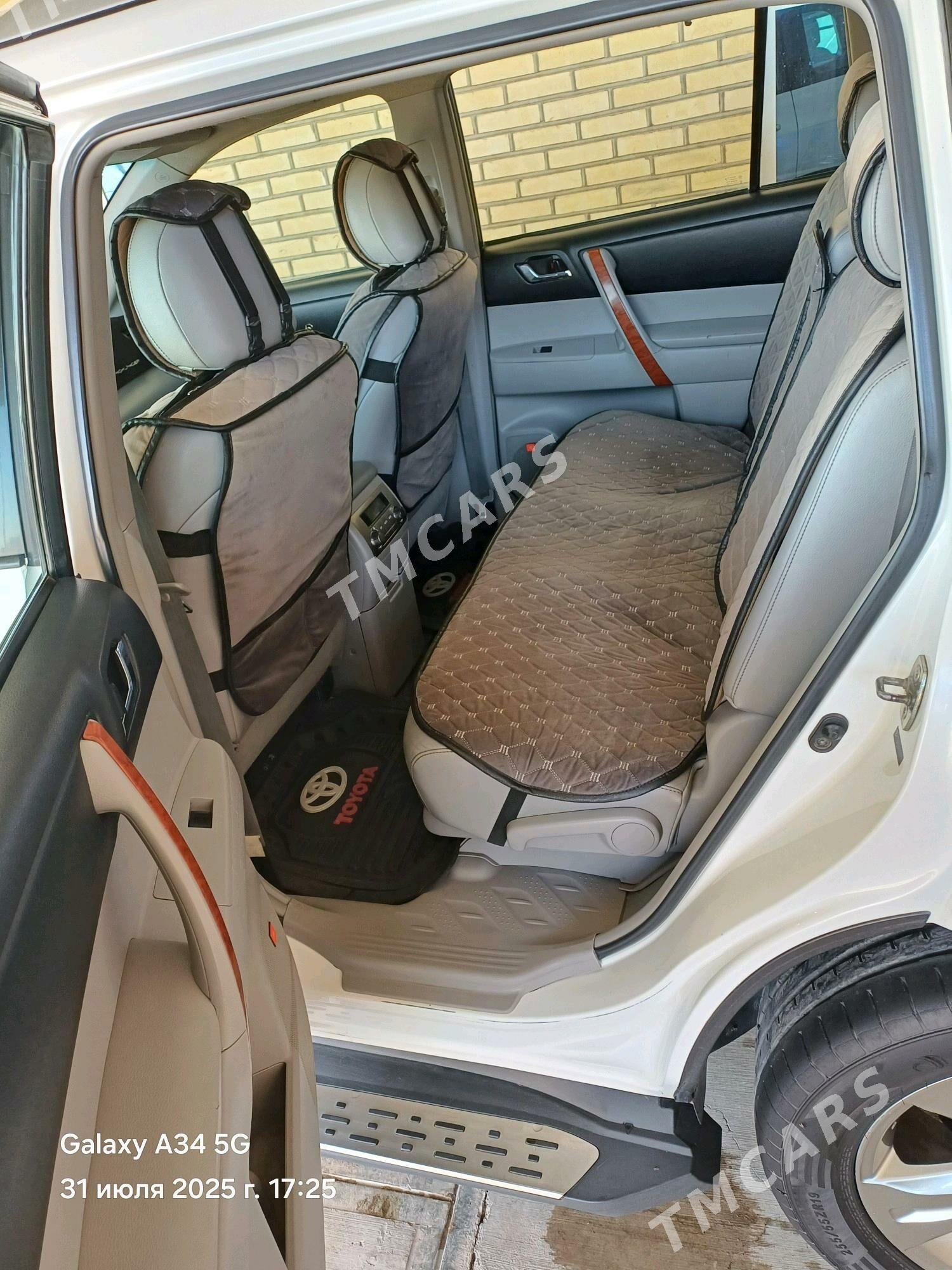 Toyota Highlander 2010 - 310 000 TMT - Векильбазар - img 9