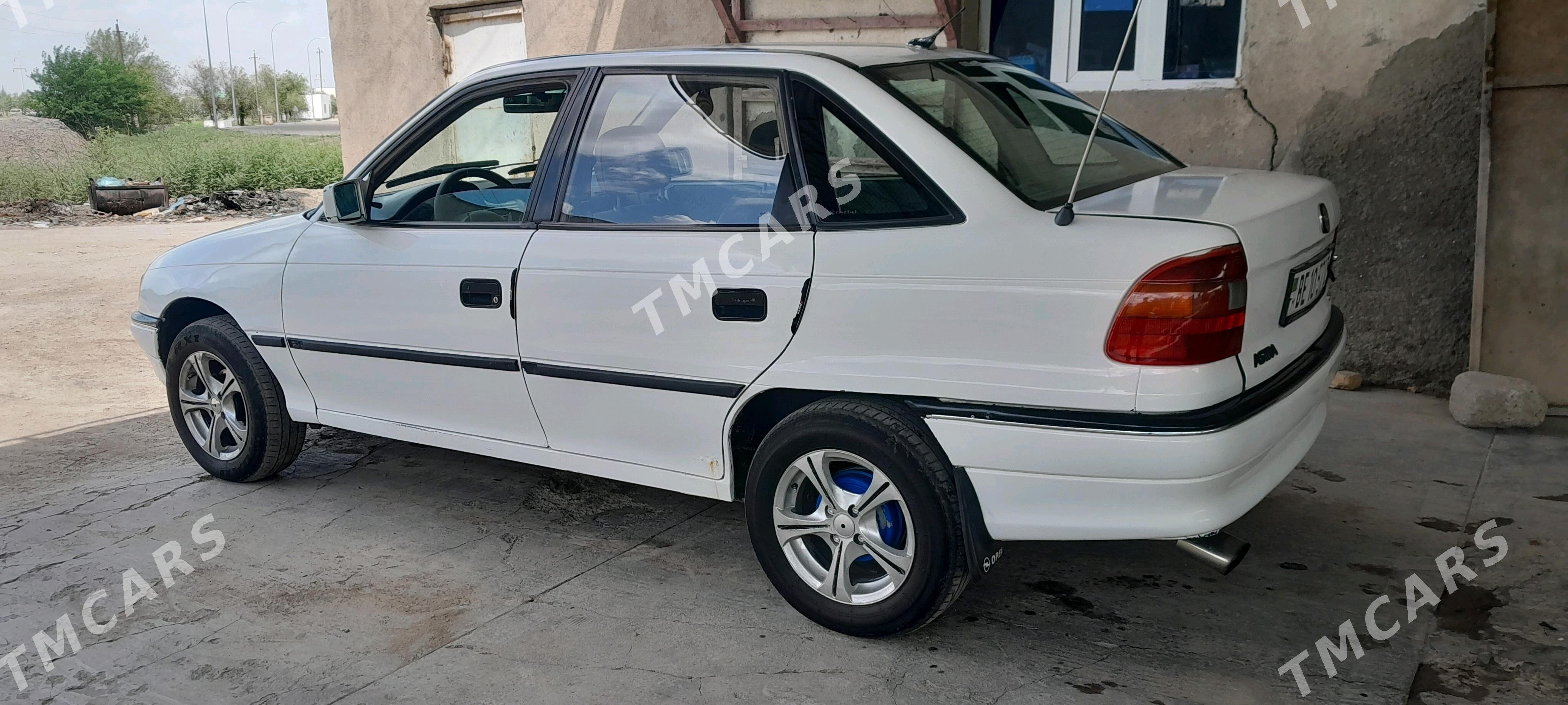 Opel Astra 1992 - 45 000 TMT - Boldumsaz - img 2