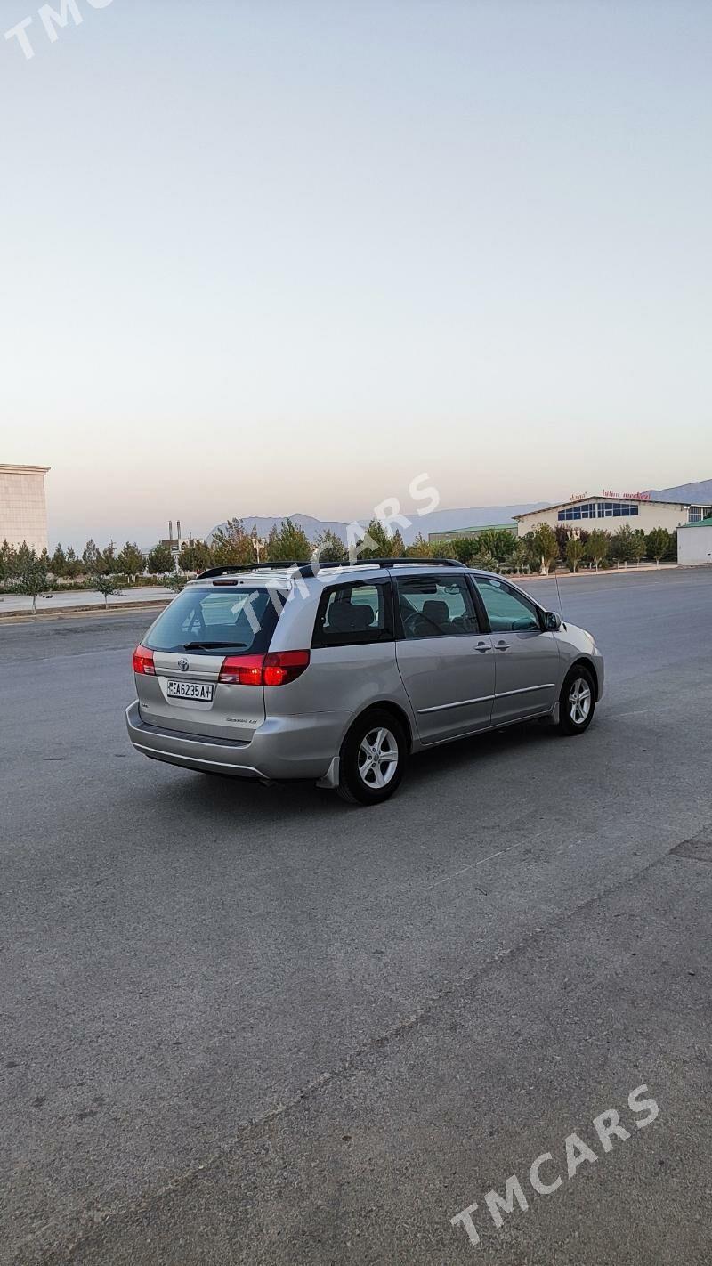 Toyota Sienna 2004 - 226 000 TMT - Бахарден - img 4