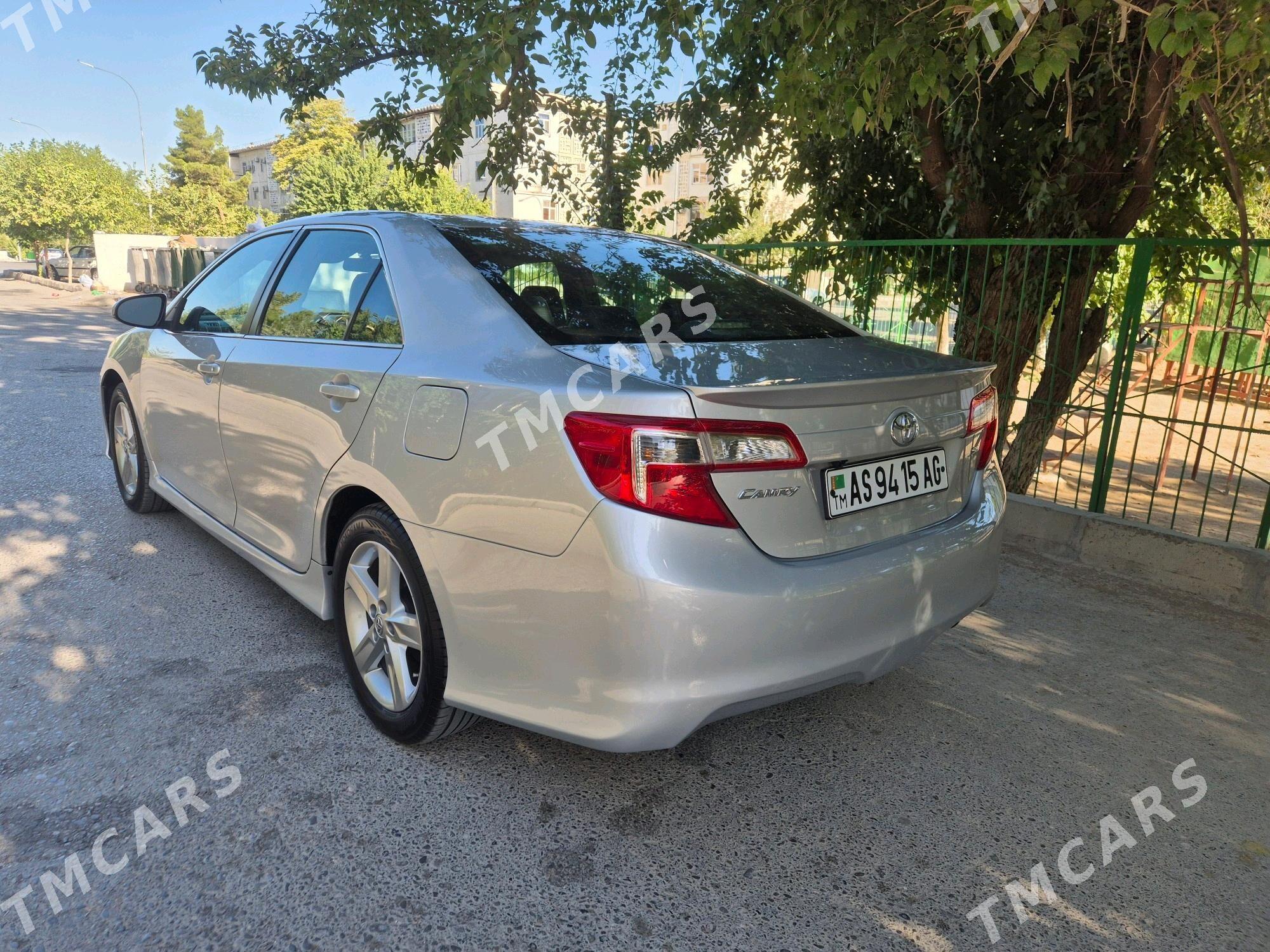 Toyota Camry 2013 - 226 000 TMT - Aşgabat - img 4