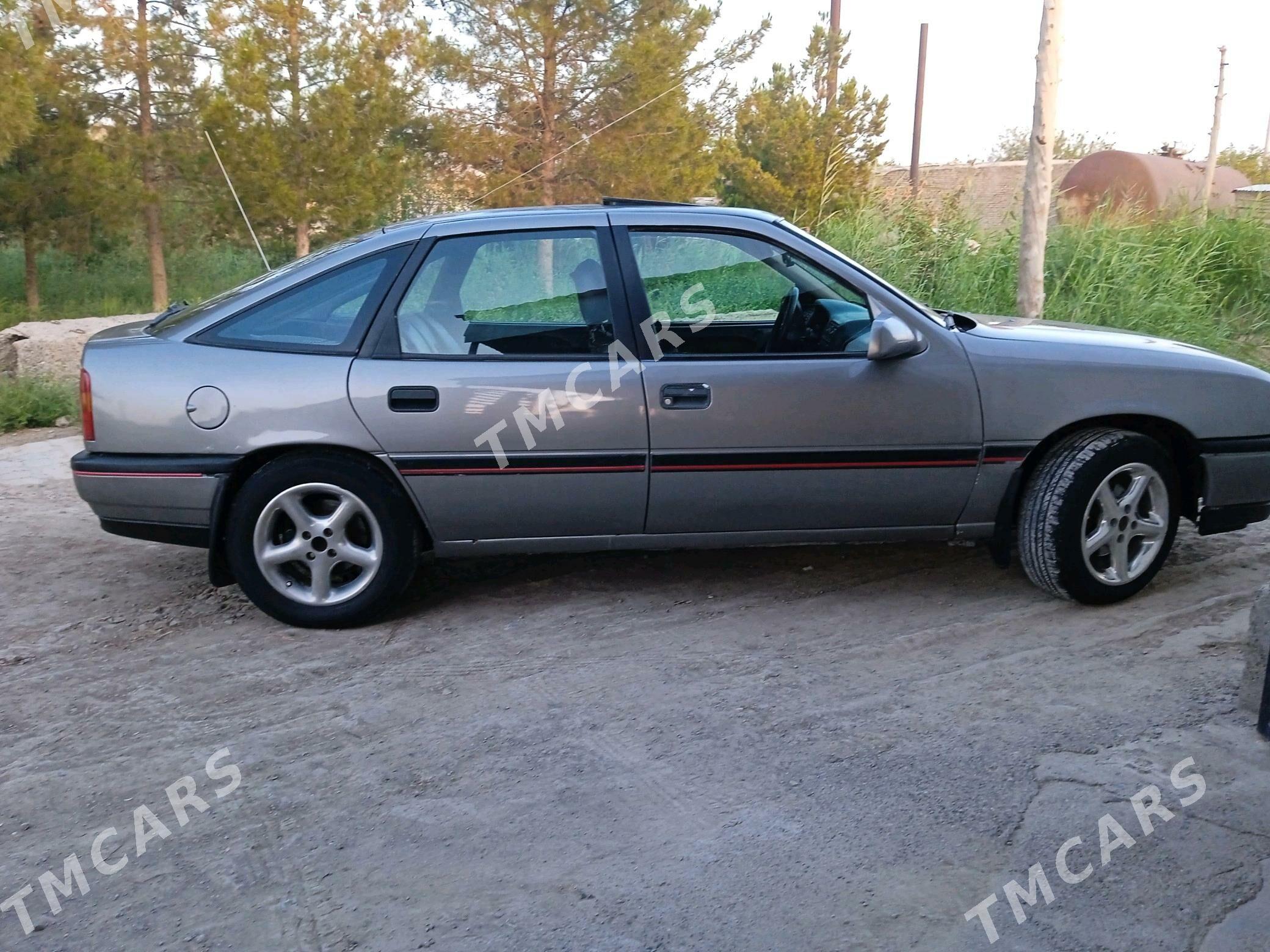 Opel Vectra 1991 - 33 000 TMT - Мургап - img 3