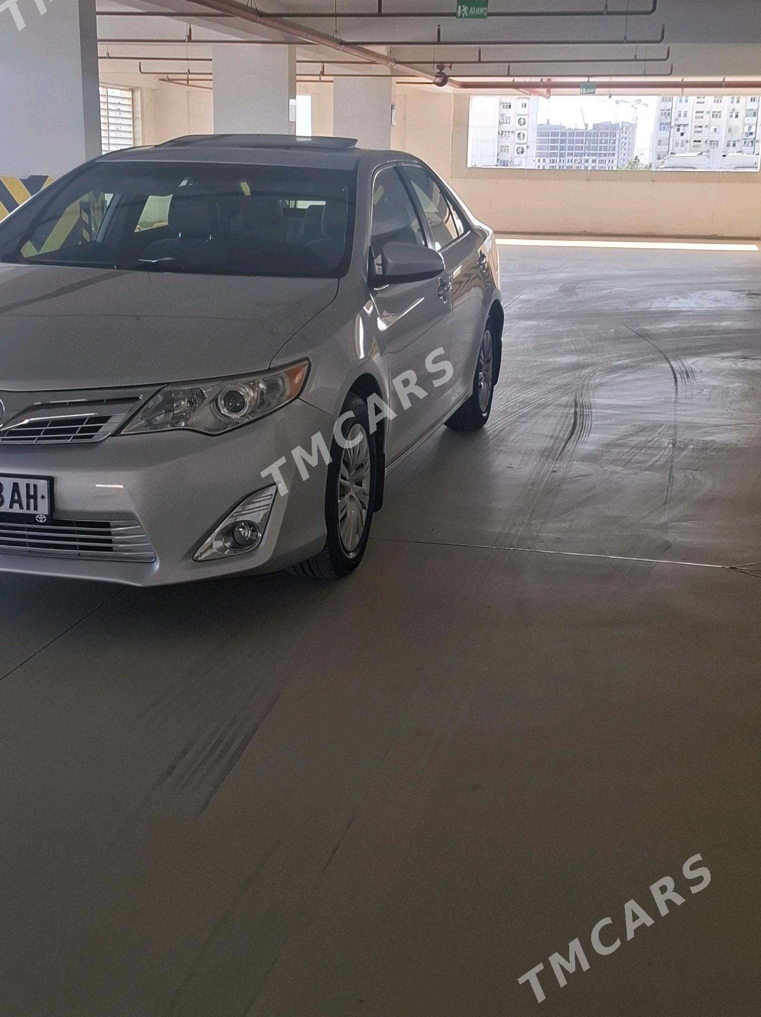 Toyota Camry 2012 - 190 000 TMT - Ак-Бугдайский этрап - img 3