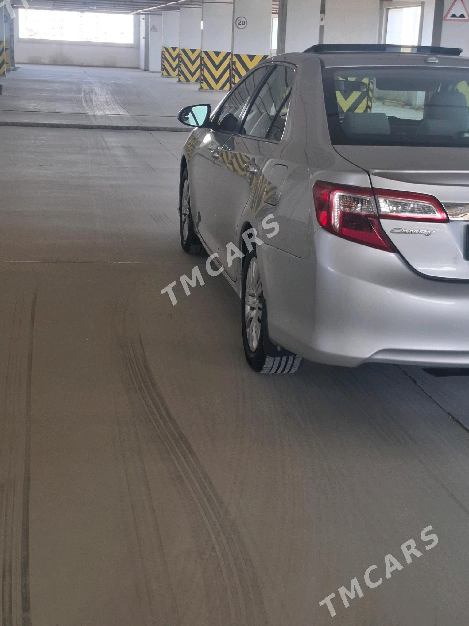 Toyota Camry 2012 - 190 000 TMT - Ак-Бугдайский этрап - img 6