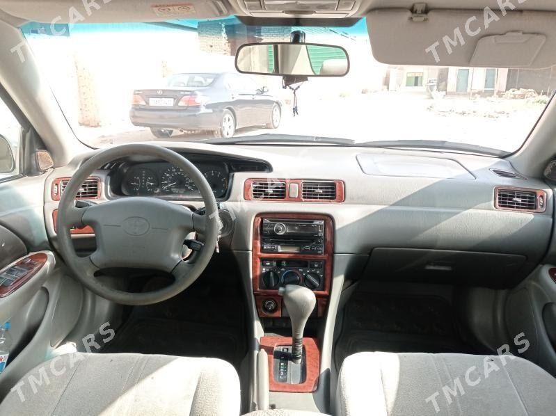 Toyota Camry 1997 - 130 000 TMT - Кёнеургенч - img 4