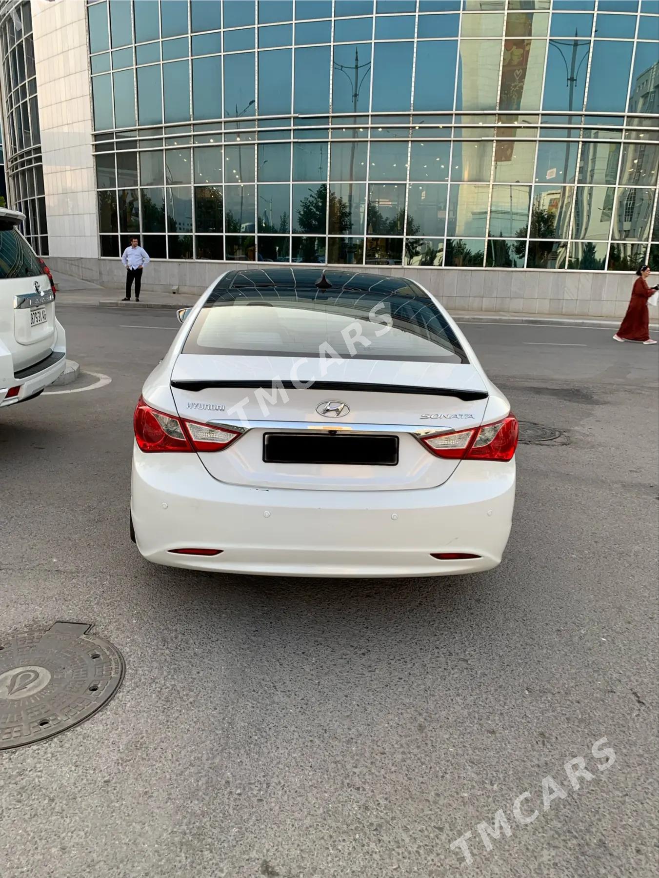 Hyundai Sonata 2010 - 165 000 TMT - Täze zaman - img 3