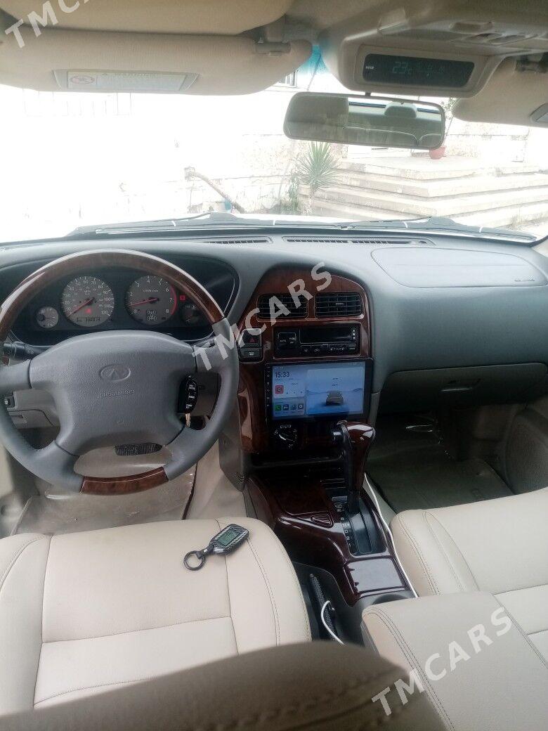 Infiniti QX4 1999 - 125 000 TMT - Балканабат - img 3