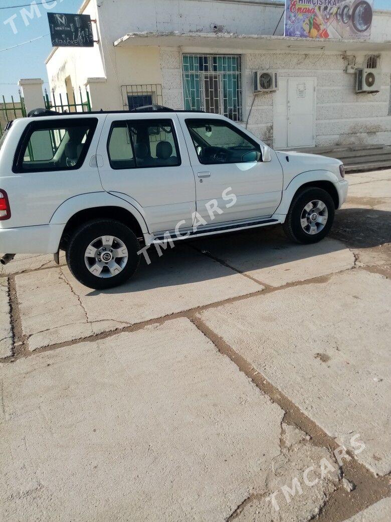Infiniti QX4 1999 - 125 000 TMT - Балканабат - img 9