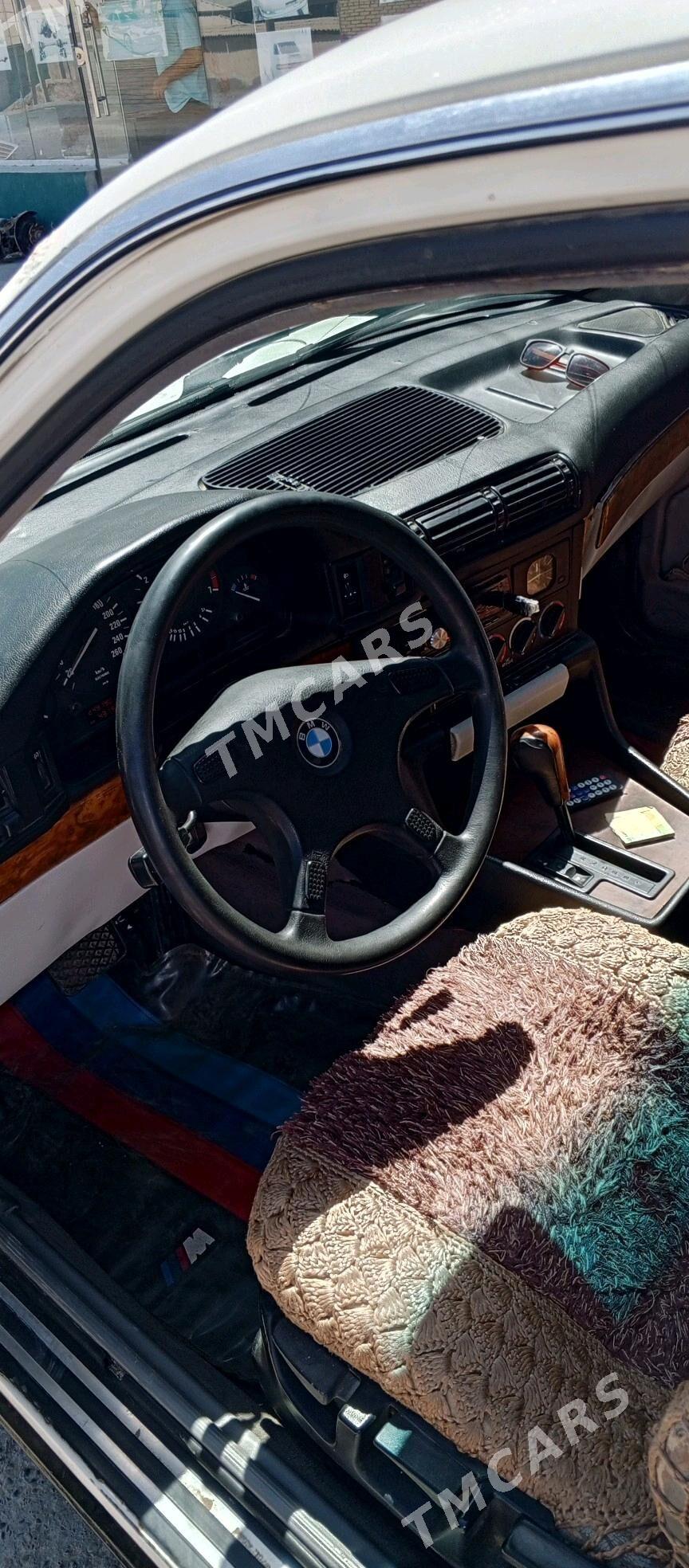 BMW 525 1992 - 28 000 TMT - Мургап - img 4