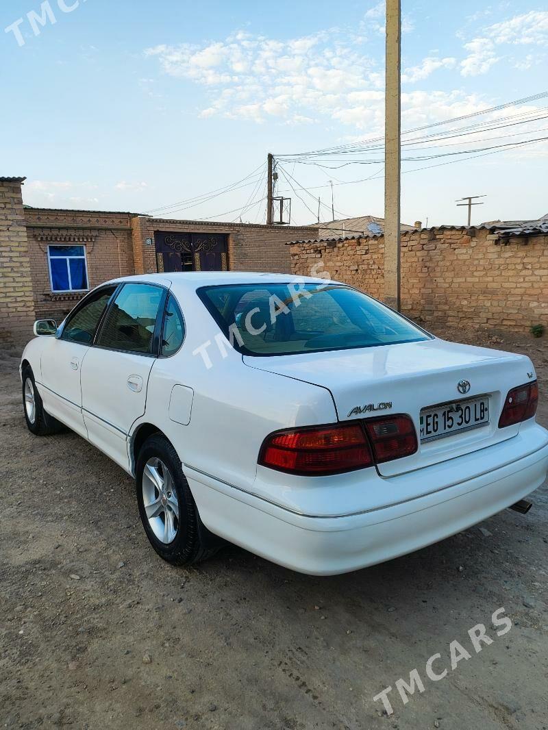 Toyota Avalon 1998 - 120 000 TMT - Farap - img 2