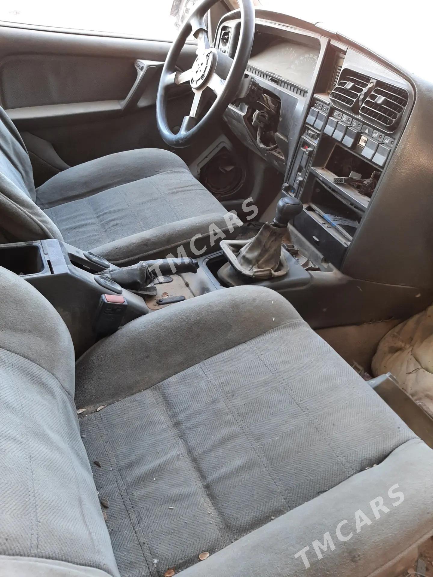 Opel Omega 1992 - 7 000 TMT - Мары - img 5