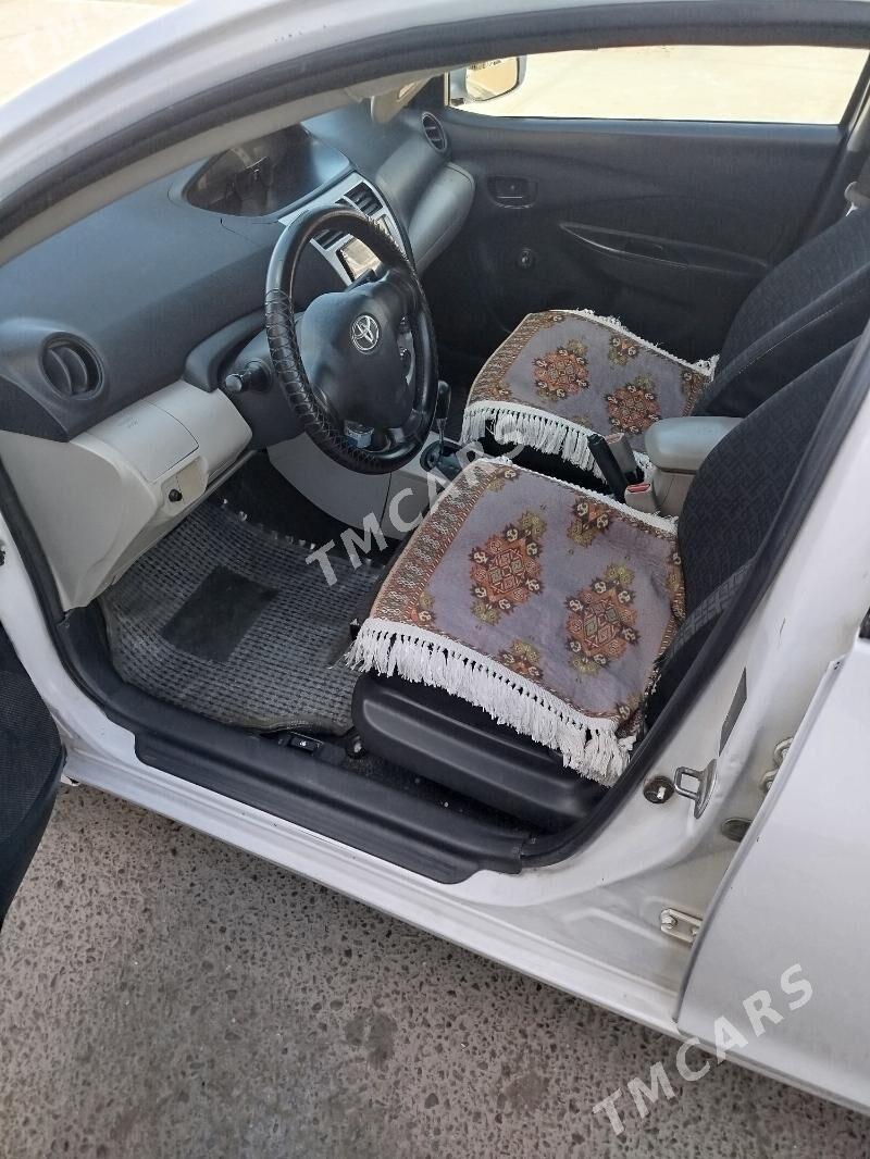 Toyota Yaris 2008 - 110 000 TMT - Досааф - img 2
