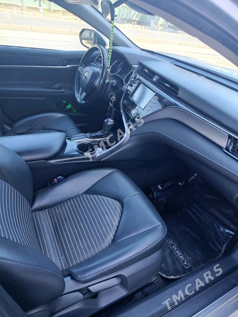 Toyota Camry 2019 - 275 000 TMT - Мары - img 3