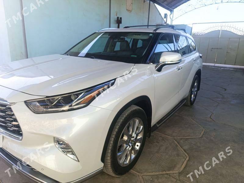 Toyota Highlander 2021 - 600 000 TMT - Теджен - img 4
