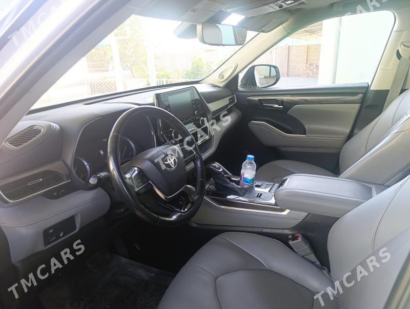 Toyota Highlander 2021 - 600 000 TMT - Теджен - img 3