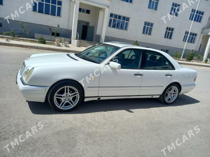 Mercedes-Benz E-Class 1999 - 70 000 TMT - Ашхабад - img 9