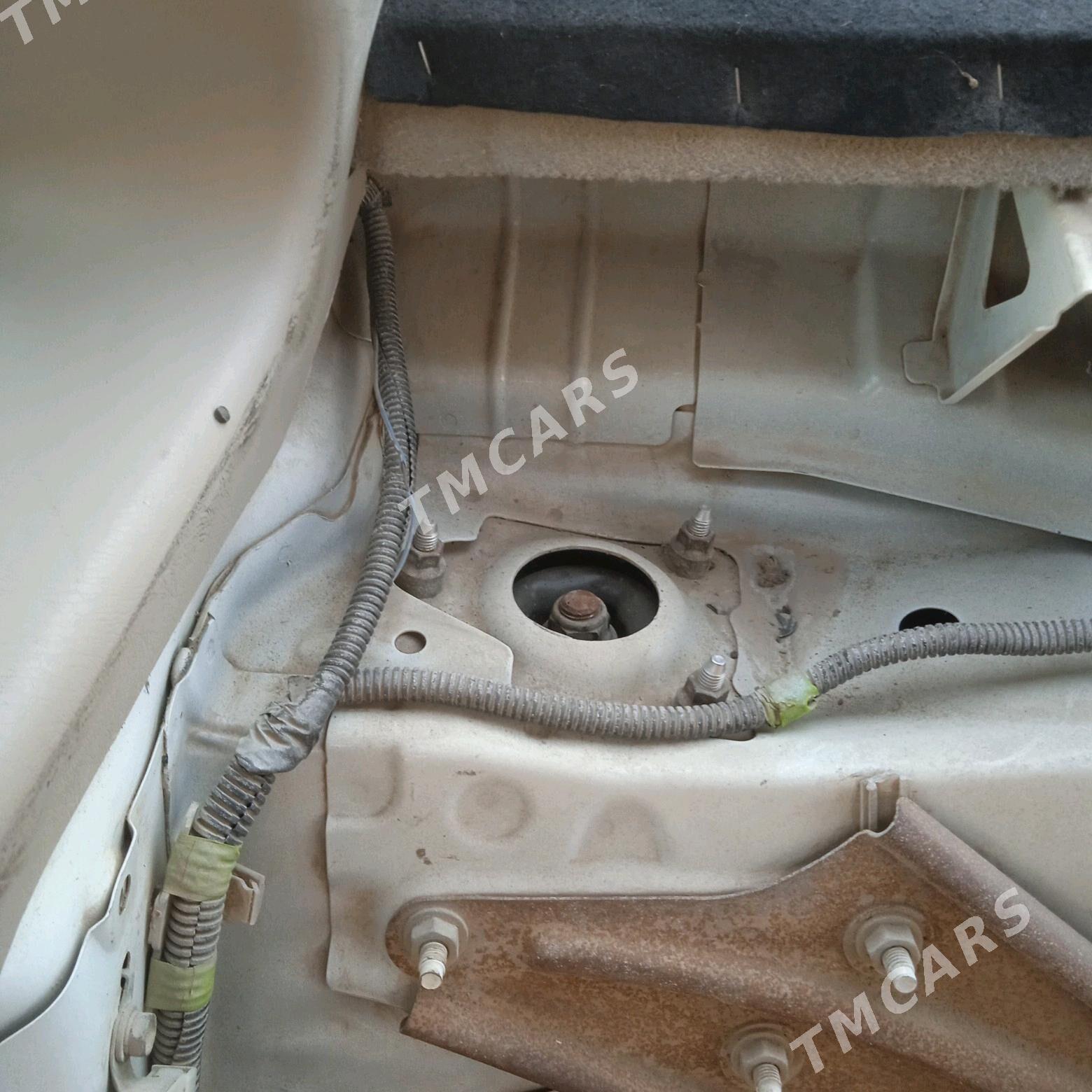 Toyota Avalon 2000 - 155 000 TMT - Sakarçäge - img 3