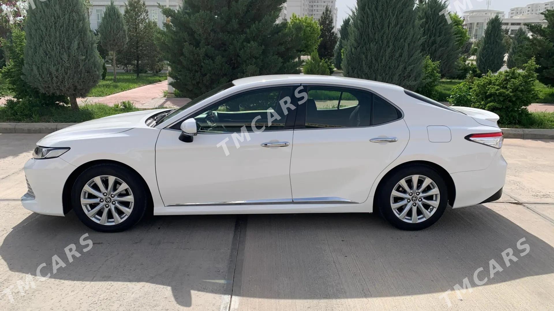 Toyota Camry 2019 - 250 000 TMT - Мары - img 3