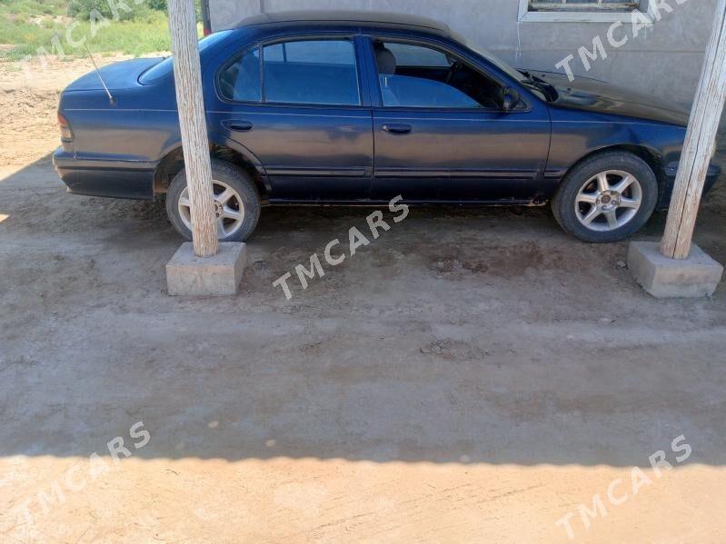Nissan Maxima 1994 - 28 000 TMT - Акдепе - img 7