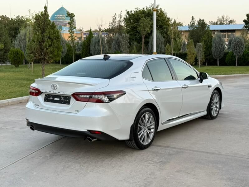 Toyota Camry 2024 - 760 000 TMT - Aşgabat - img 9