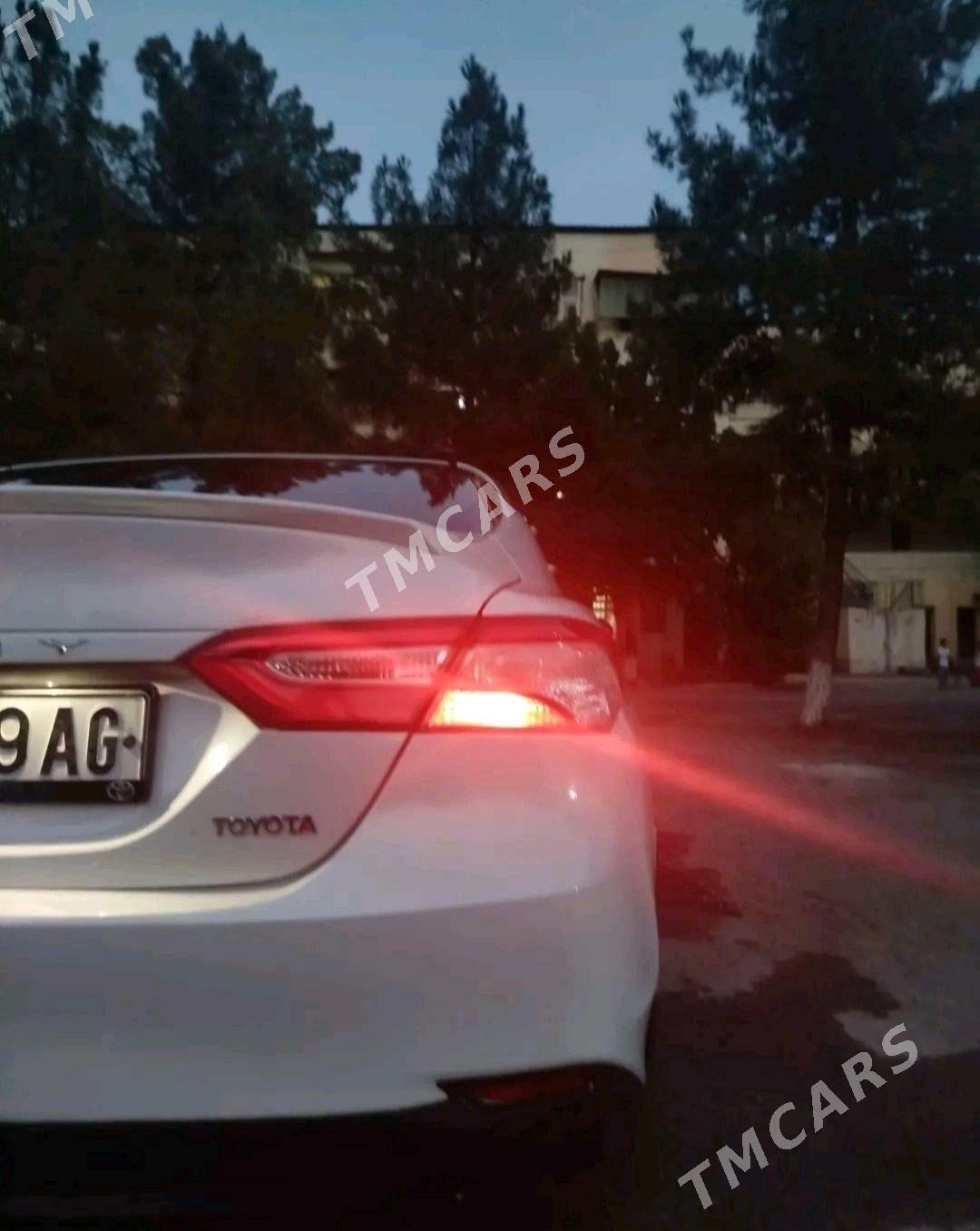 Toyota Camry Hybrid 2020 - 270 000 TMT - 1 mkr - img 2
