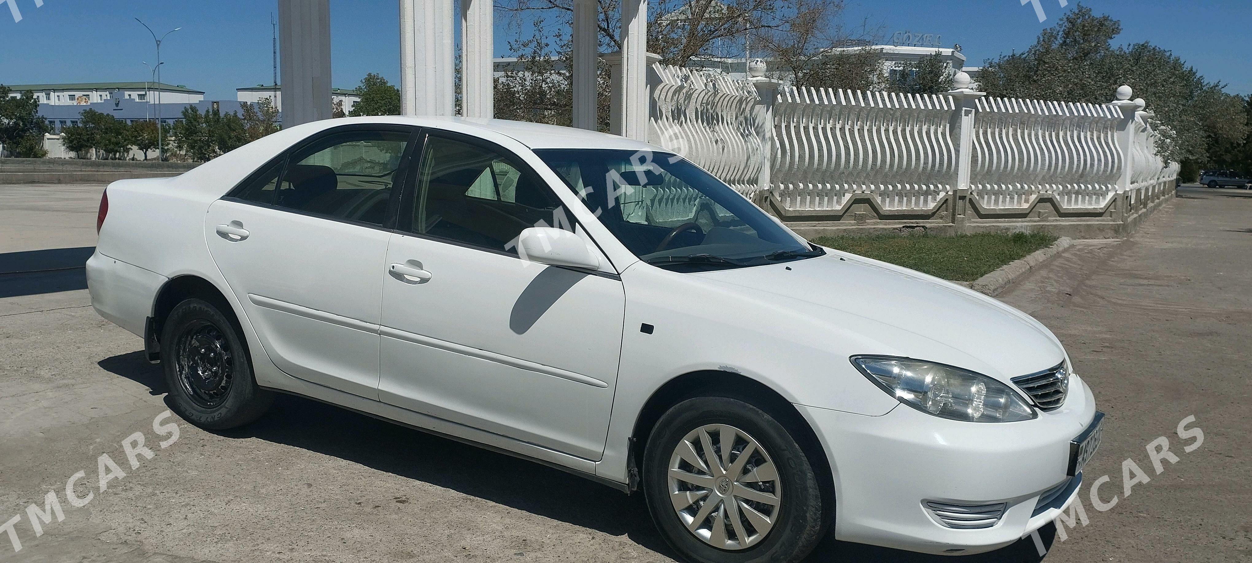 Toyota Camry 2004 - 115 000 TMT - Дашогуз - img 2