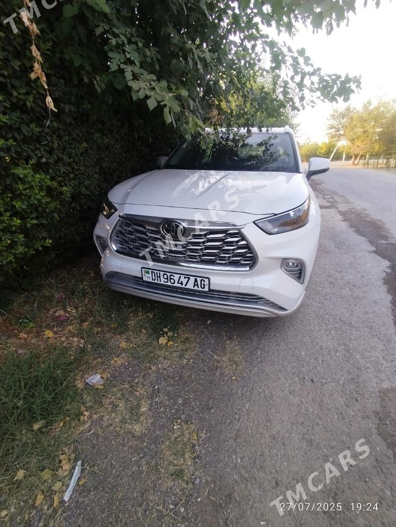 Toyota Highlander 2022 - 550 000 TMT - 1 мкр - img 4