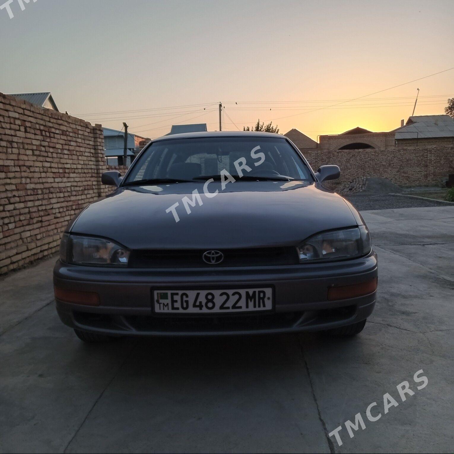 Toyota Camry 1992 - 75 000 TMT - Baýramaly - img 2