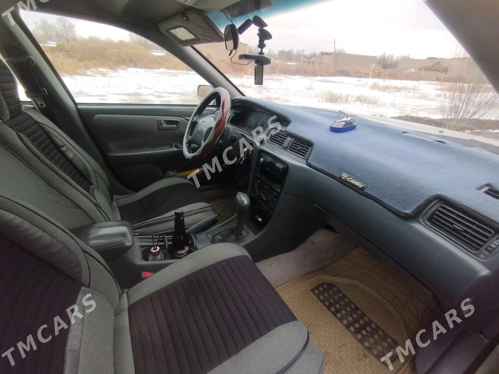 Toyota Camry 2000 - 135 000 TMT - Кёнеургенч - img 5