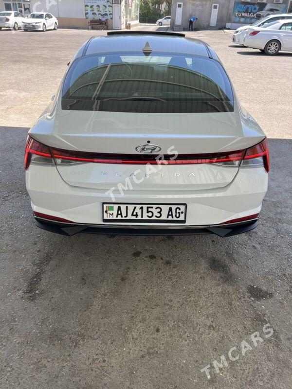 Hyundai Elantra 2022 - 247 000 TMT - Торговый центр "15 лет Независимости" - img 5