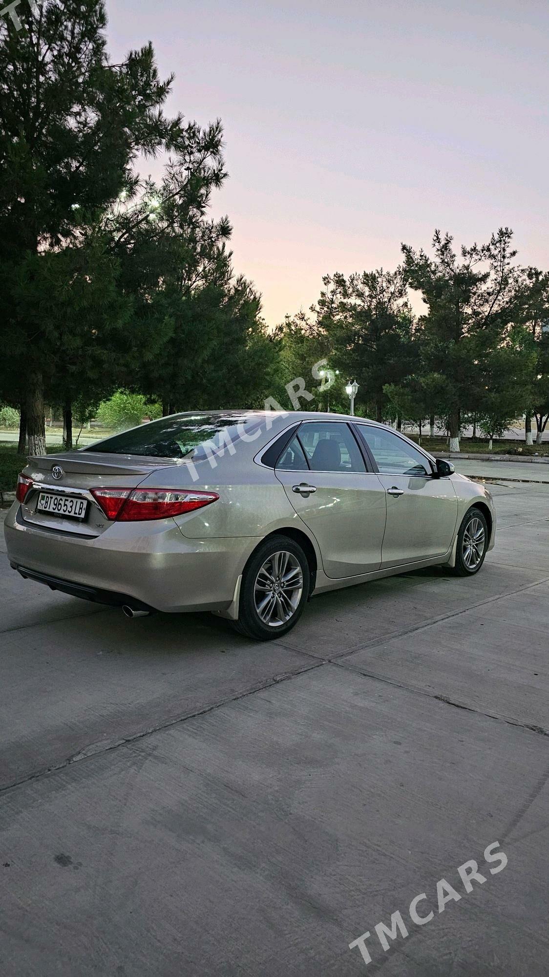 Toyota Camry 2017 - 260 000 TMT - Туркменабат - img 8
